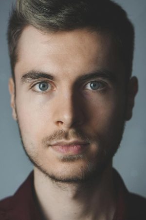 pexels-simon-robben-55958-614810